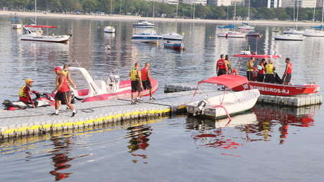 Cinco personas mueren y tres desaparecen en el naufragio de una lancha en Río de Janeiro