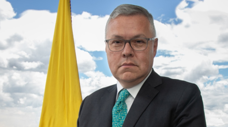 La propuesta de eliminar el incesto como delito caldea el debate sobre la reforma penal en Colombia