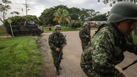 "Nos equivocamos": Petro da vuelta de tuerca y propone cambiar 'cese al fuego' por 'cese de hostilidades'