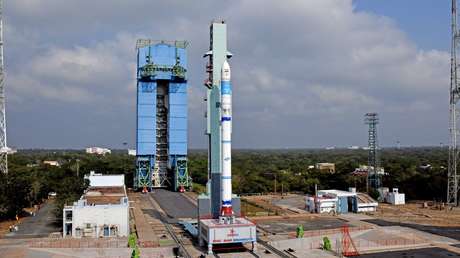 VIDEO: El cohete portador ligero indio SSLV pone por primera vez satélites en órbita