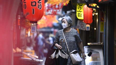 "Sacado de contexto": Profesor en EE.UU. afirma que los ancianos japoneses deberían suicidarse en masa