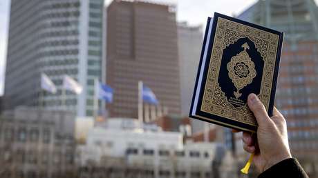 Países Bajos permite una acción blasfema contra el Corán (VIDEO)