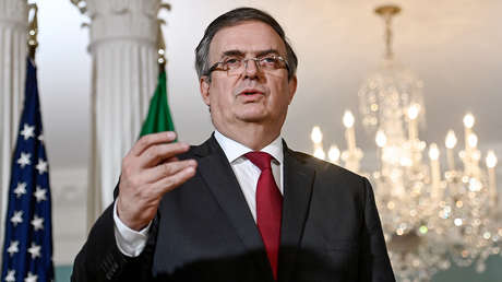 "Es falso": canciller mexicano revira a exembajadora que lo acusó de negociar en secreto con EE.UU.