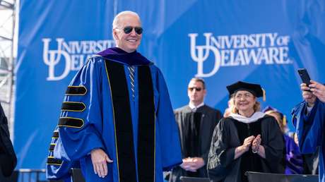 Reportan que el FBI registró el 'alma mater' de Biden en busca de archivos secretos
