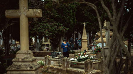 La exhumación de sus supuestos abuelos es el último recurso de una mujer para ganar una herencia millonaria