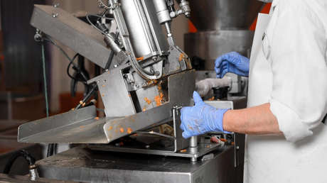 EE.UU. multa a una empresa con 1,5 millones de dólares por emplear a niños en "trabajos peligrosos"