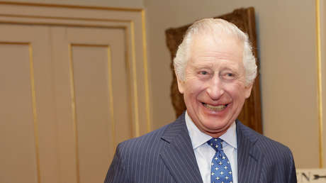 Encuentran en el ático de una casa la carta del rey Carlos escrita en la infancia a su abuela