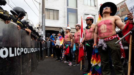Reprimen con gases lacrimógenos a manifestantes en una nueva jornada de protestas en Perú