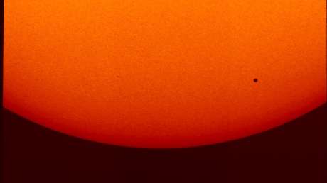 VIDEO: La NASA filma el espectacular paso de Mercurio frente al Sol