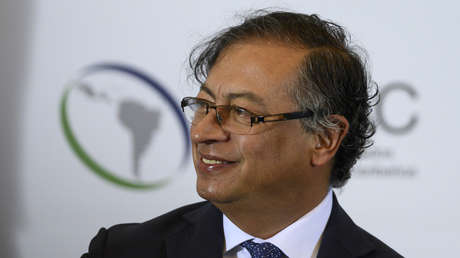 Petro aclara que sus cambios ministeriales no dependen de reuniones con partidos