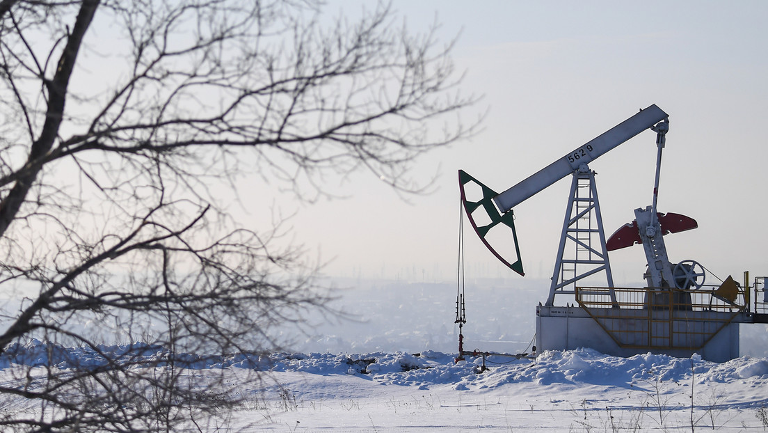 Medios: La producción de crudo en Rusia alcanza niveles registrados antes de las sanciones