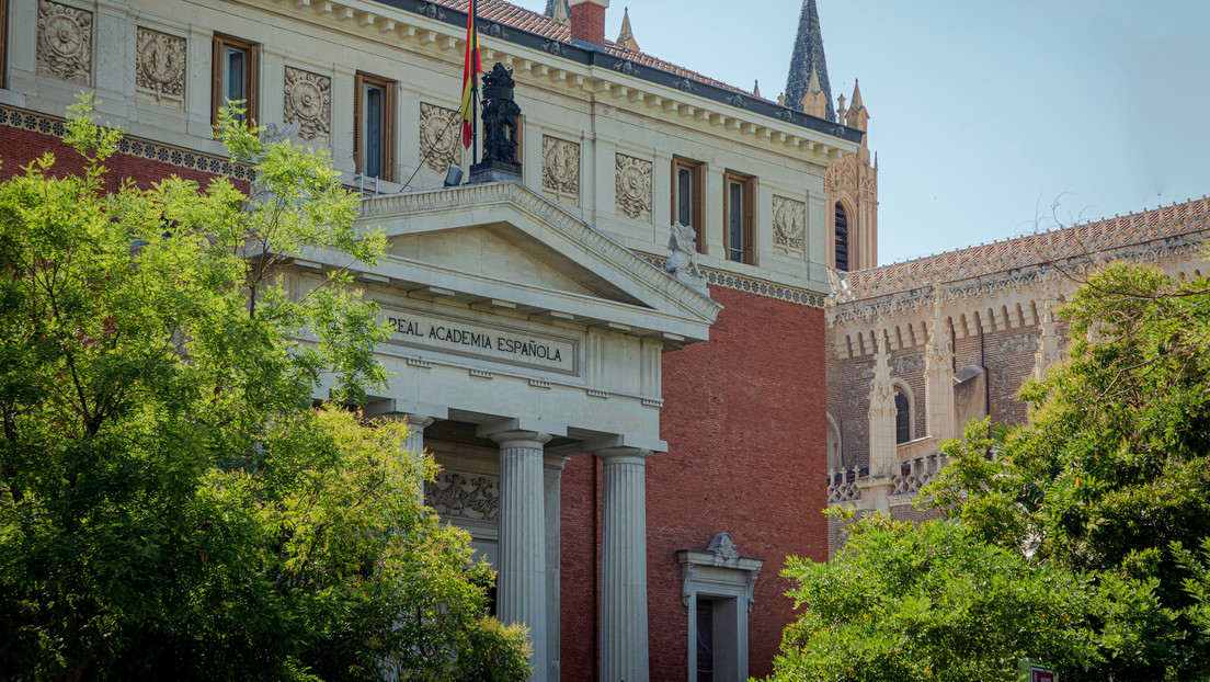 La RAE niega haber modificado la norma sobre el uso del acento en la palabra 'solo'