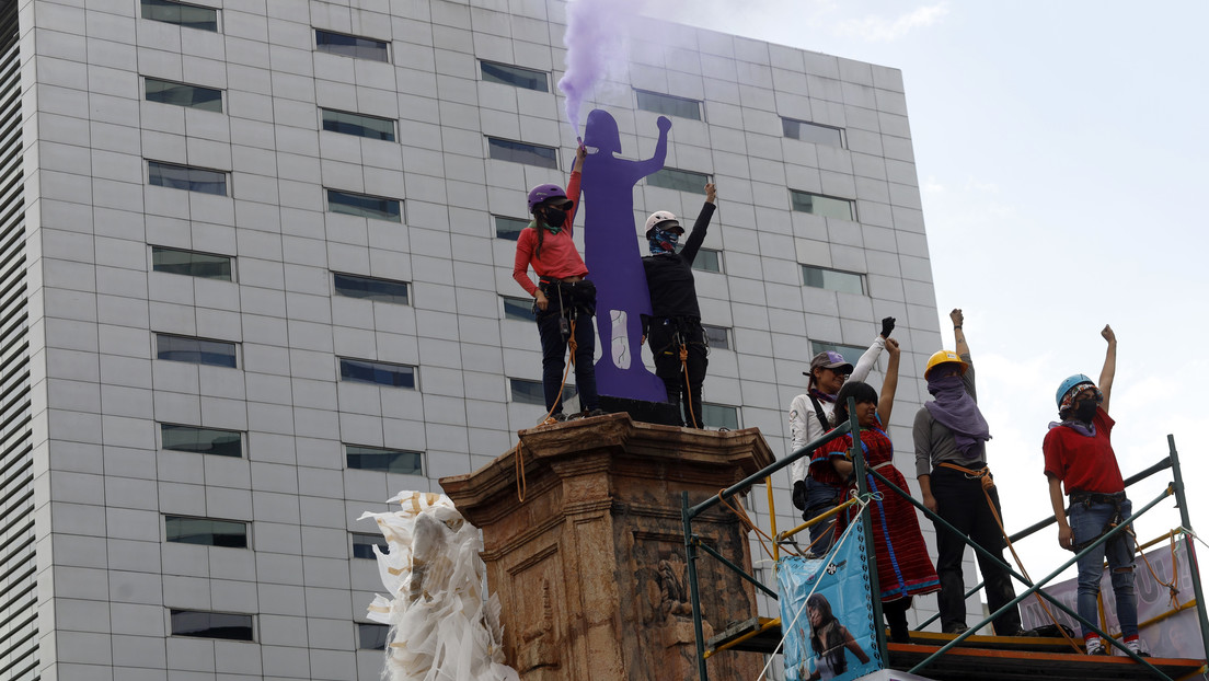 "Mexicanas en pie de lucha": el libro que rescata el pasado y presente de las resistencias feministas