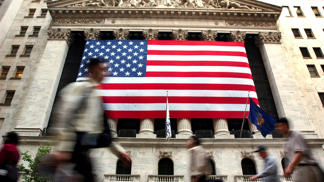 "Con papel y pintura": Moscú revela cómo EE.UU. mantendrá estable su banca