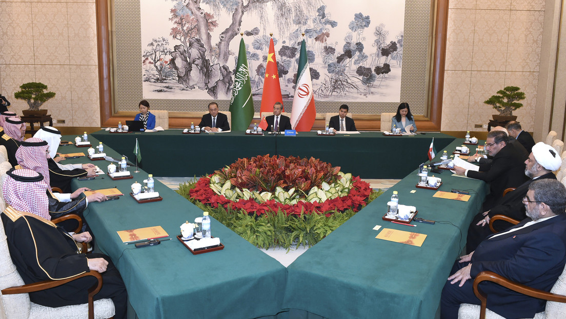 Medios: Arabia Saudita e Irán acuerdan no enfrentarse militarmente entre sí