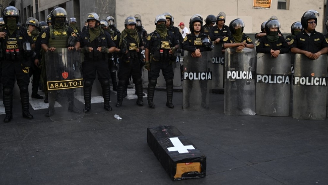 Gobierno de Perú anuncia una reforma a la Policía Nacional: "Estamos limpiando la institución"