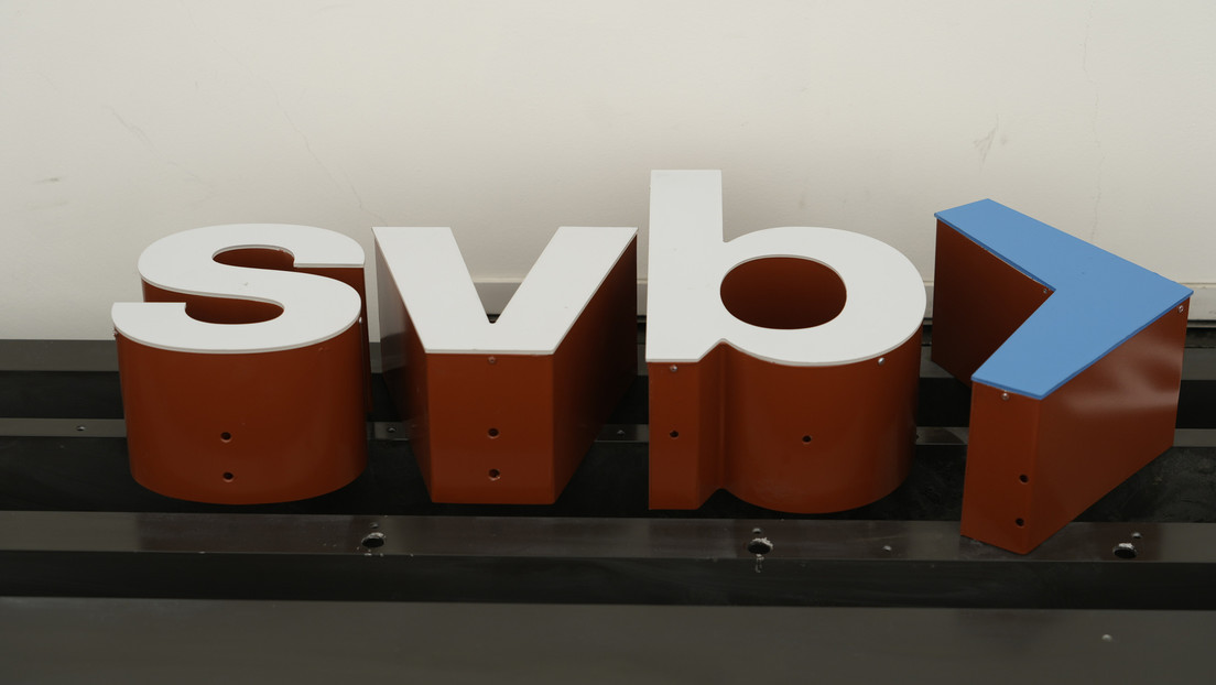 "Caso paradigmático de mala gestión": alto funcionario de la Reserva Federal de EE.UU. explica la quiebra del SVB
