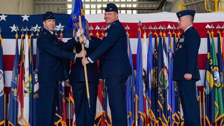 La Fuerza Aérea de EE.UU. despide a personal de una base nuclear clave