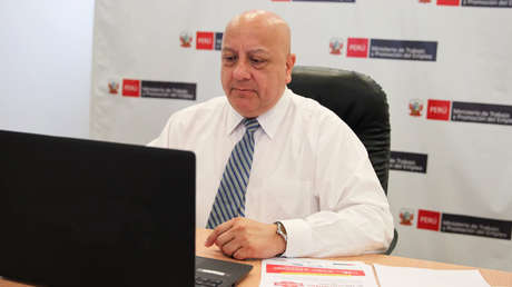 Fiscalía de Perú abre investigación contra un ministro de Boluarte por supuesta corrupción