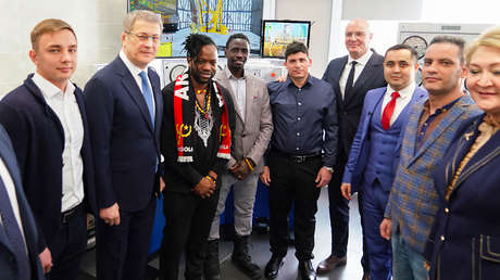 Estudiantes extranjeros aprenden tecnologías rusas en las universidades del país para luego aplicarlas en sus naciones