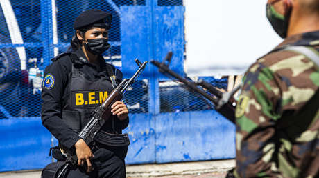 Ser policía: el difícil oficio que aprenden cientos de mujeres en Nicaragua