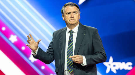 Bolsonaro dice estar dispuesto a declarar en el caso de las joyas regaladas por Arabia Saudita