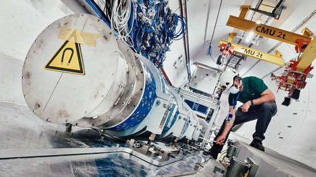 Detectan por primera vez partículas 'fantasma' en un colisionador