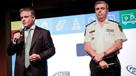 Renuncia el ministro de Seguridad de Buenos Aires tras el escándalo de chats con miembro de la Corte