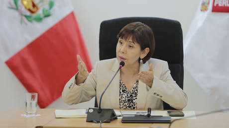 Amenazan de muerte a ministra de la Mujer de Perú por investigar a 'influencer' señalado por violación