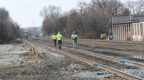 Baltimore se niega a tratar el agua contaminada del derrame tóxico de Ohio