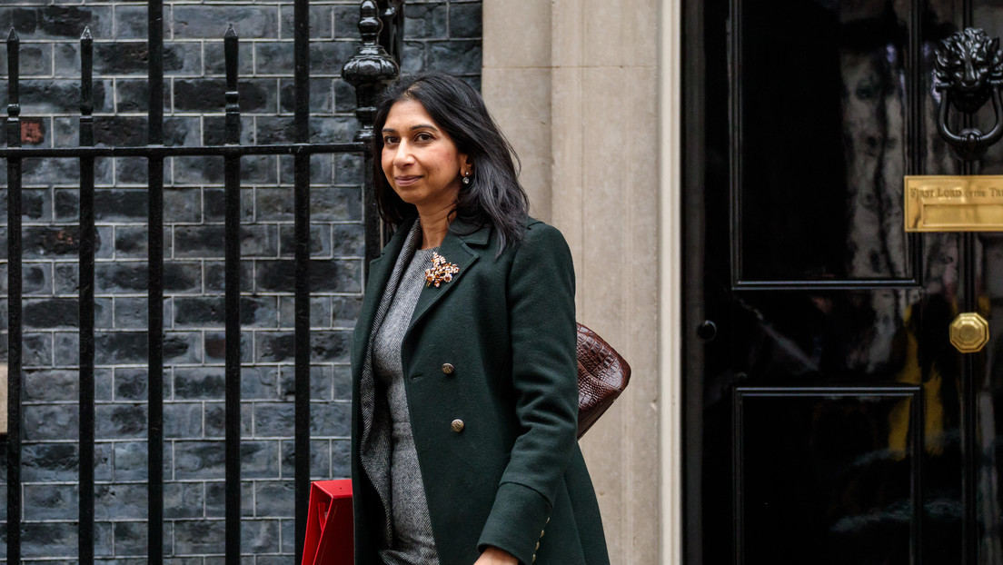 Ministra del Interior británica afirma que "Ruanda es segura" para trasladar a migrantes ilegales