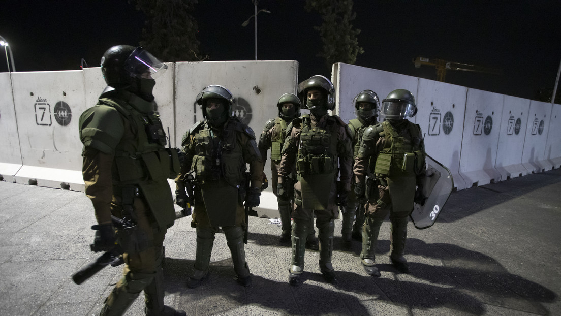 Polémica en Chile por la ley de "gatillo fácil" que refuerza protección a policías que disparan