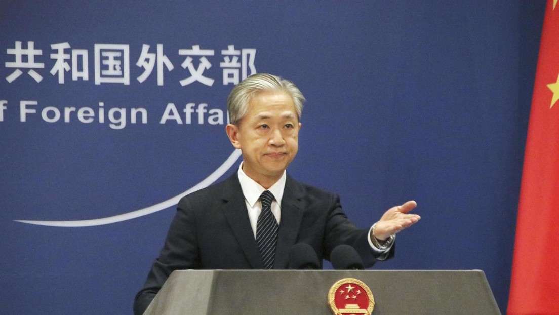 Pekín afirma que Washington debe una "explicación" a sus aliados por el supuesto espionaje