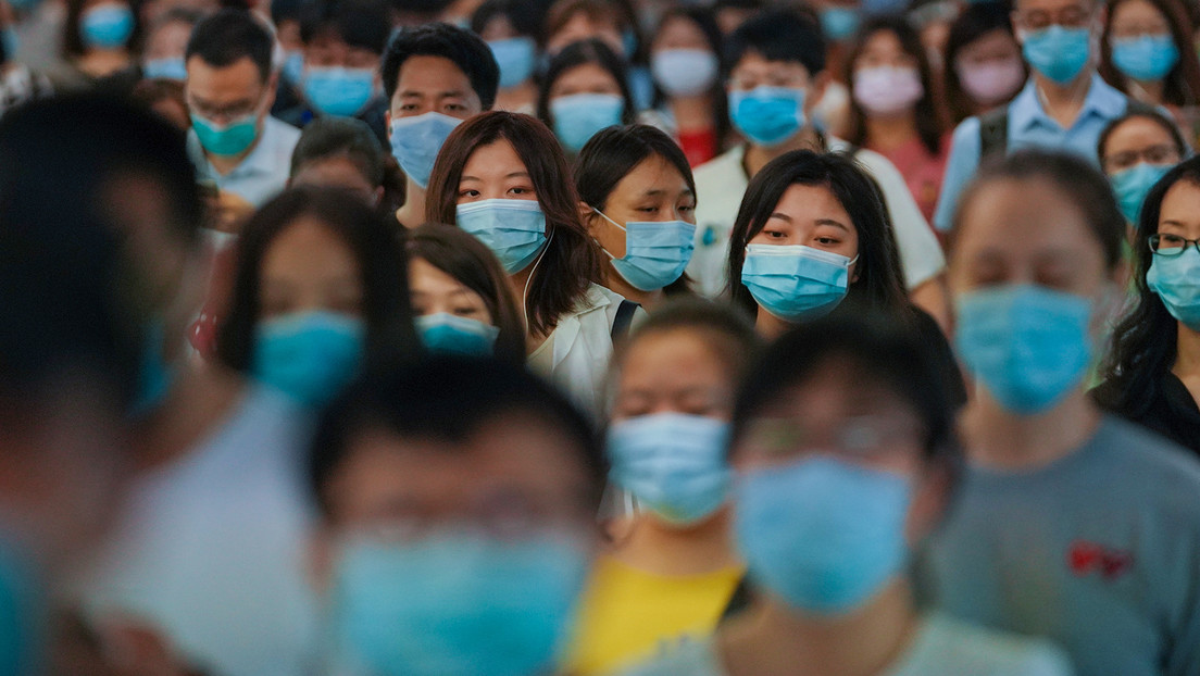 El metro de Pekín suprime el uso obligatorio de cubrebocas