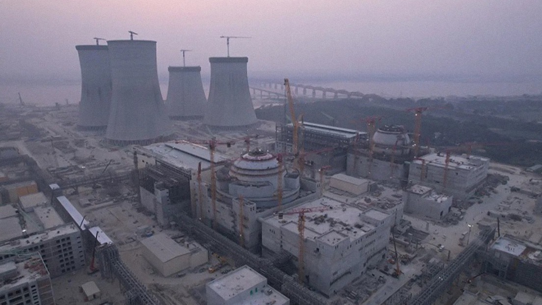 Bangladés pagará a Rusia la construcción de una planta nuclear sin usar dólares