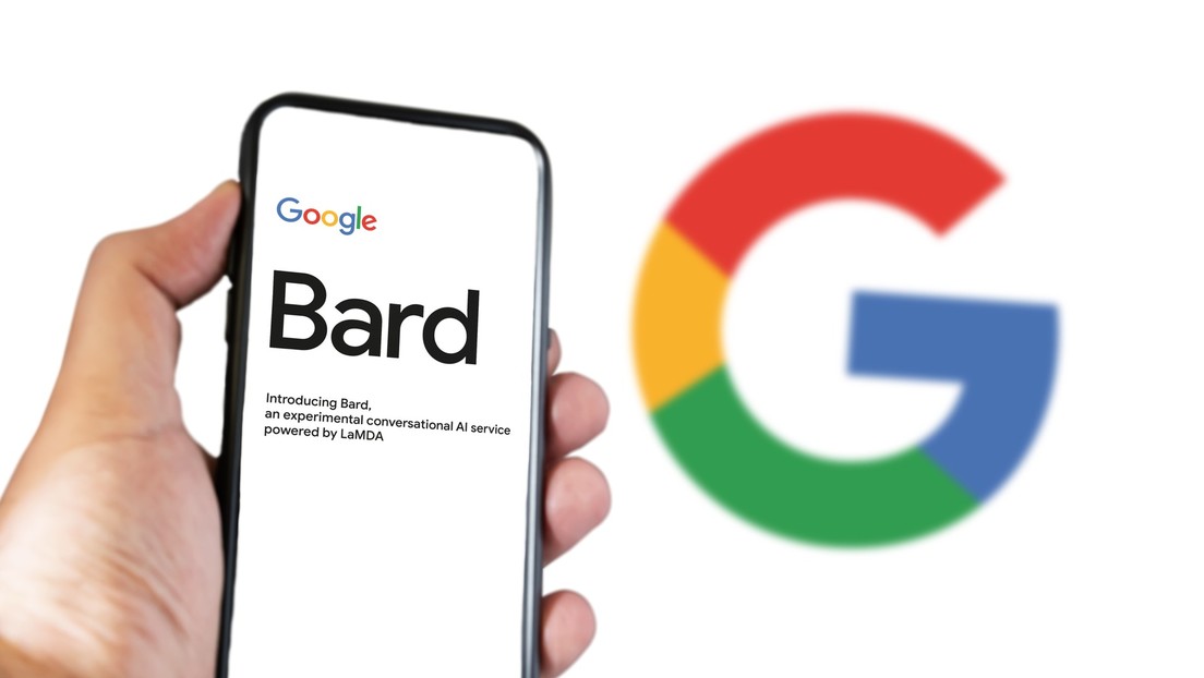 Google ignoró fallas éticas de su nuevo chatbot en su afán por ganar la carrera de la IA