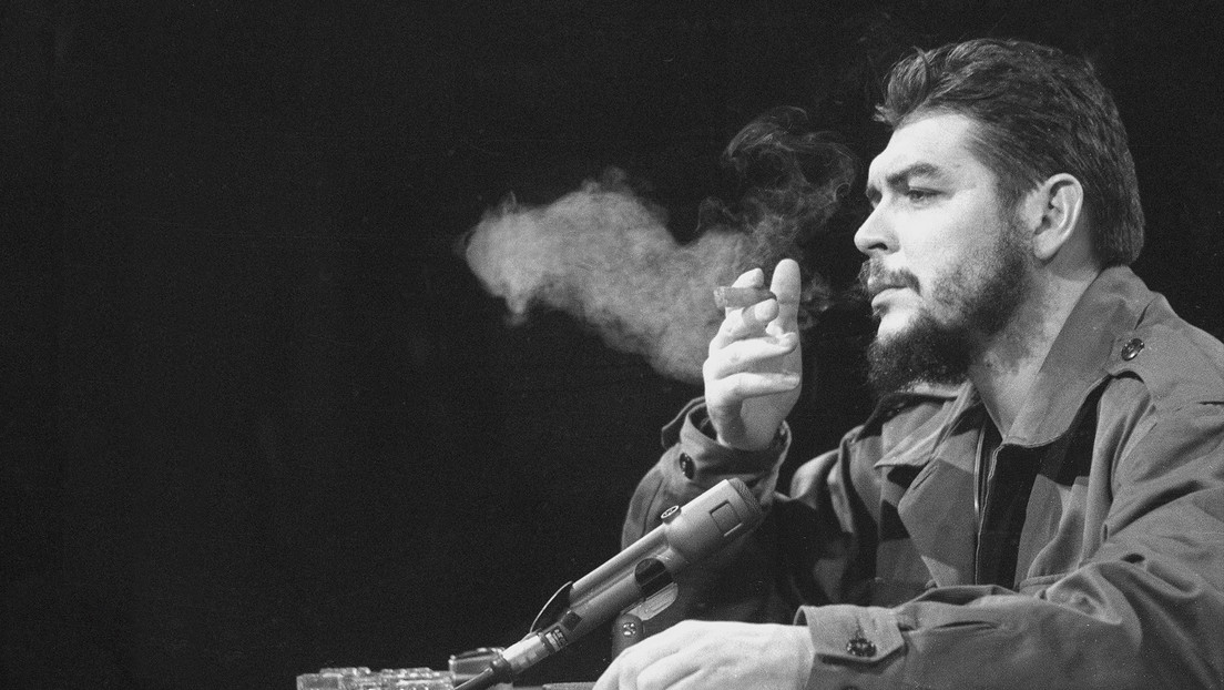 "Un enano de cabeza enorme y tórax henchido": el regreso del colonialismo y del subdesarrollo