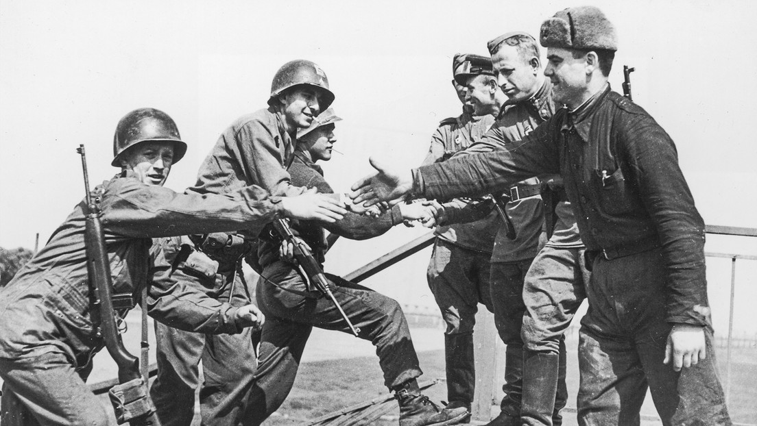 El aniversario del Día del Elba se ve ensombrecido por la prohibición de EE.UU. de honrar la fecha