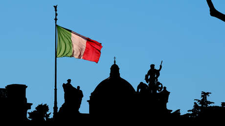 Un país de la UE propone una ley para frenar la "anglomanía" y proteger su idioma oficial