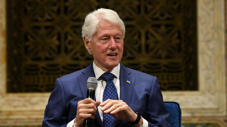 Bill Clinton lamenta haber convencido a Ucrania de renunciar a las armas nucleares