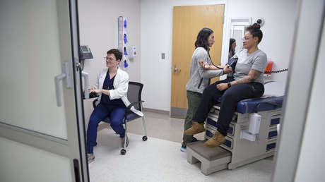 El Senado de Florida aprueba la prohibición de tratamientos transgénero para niños