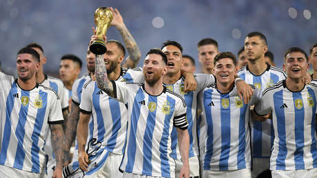 Argentina destrona a Brasil y vuelve a la cima del 'ranking' de la FIFA