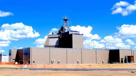 El Kremlin califica las palabras de Macron sobre armas nucleares como una "crítica feroz" a EE.UU.