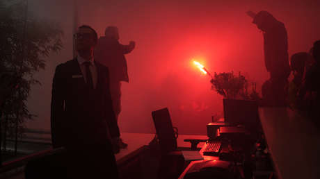 Bloqueo del Consejo Constitucional e irrupción en un complejo de lujo: Francia vive otro día de protestas