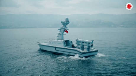 VIDEO: Lancha robótica turca MIR prueba por primera vez el lanzamiento de torpedos
