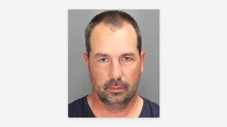 El ADN en una taza de café ayuda a arrestar al autor de dos violaciones ocurridas hace más de 20 años