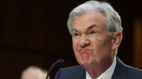 Bromistas rusos se hacen pasar por Zelenski y 'cazan' por teléfono al presidente de la Fed