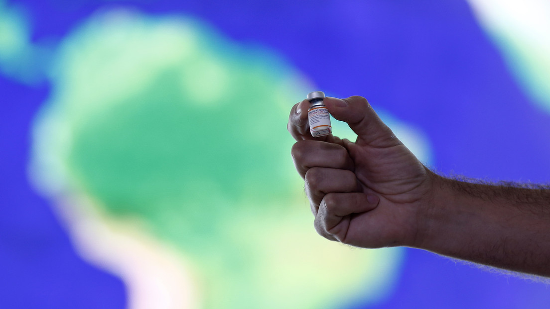 La Policía y el juez del Supremo creen que hubo fraude en la cartilla de vacunación de Bolsonaro