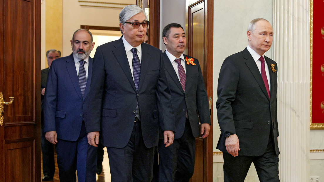 "Paso inmoral": Kiev repudia la presencia de líderes de las repúblicas exsoviéticas en el desfile de la Plaza Roja