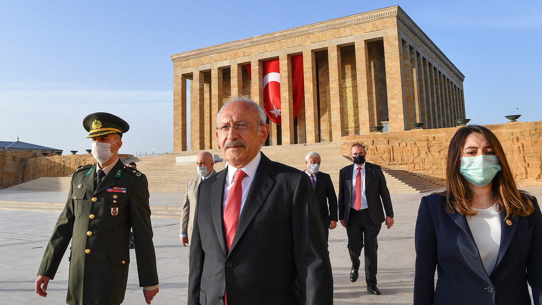 El rival de Erdogan en las presidenciales acusa a Rusia de conspiraciones y el Kremlin responde